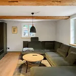 Altes Hoehlenfuehrerhaus Apartament Rubeland