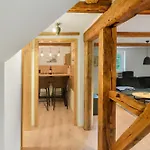 Apartament Altes Hoehlenfuehrerhaus
