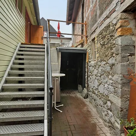 Apartament Altes Hoehlenfuehrerhaus *