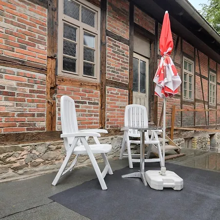 Altes Hoehlenfuehrerhaus *