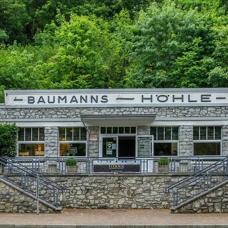 アパート Altes Hoehlenfuehrerhaus