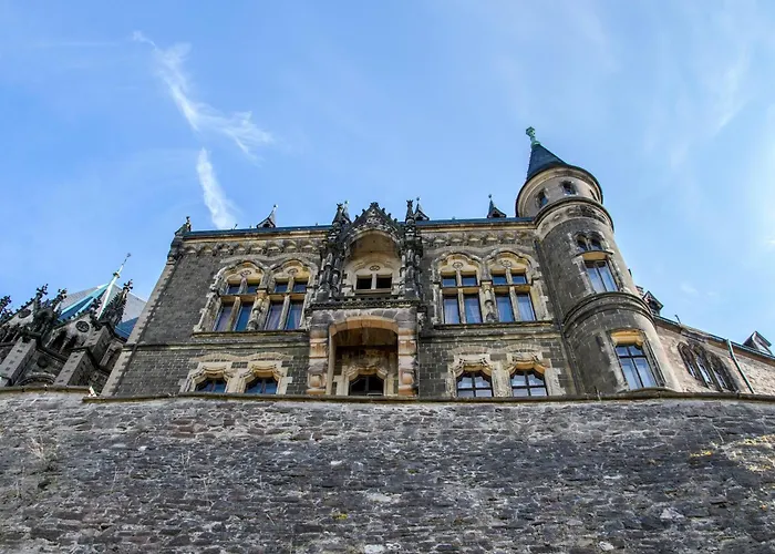 Altes Hoehlenfuehrerhaus *