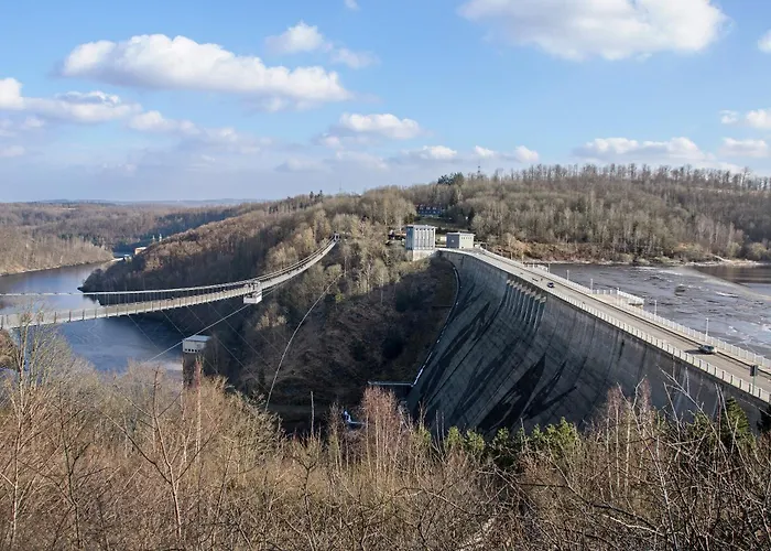 Altes Hoehlenfuehrerhaus